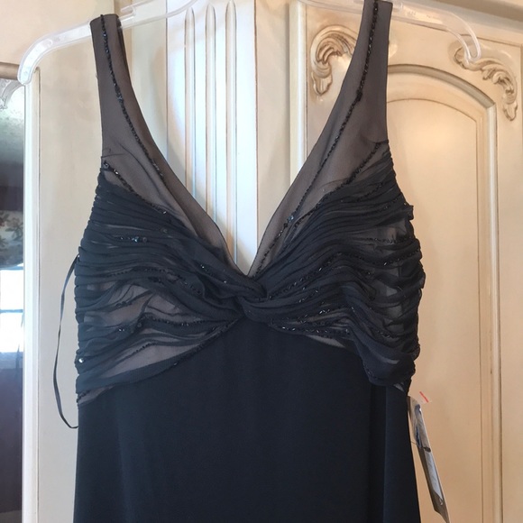 Dresses & Skirts - Dress